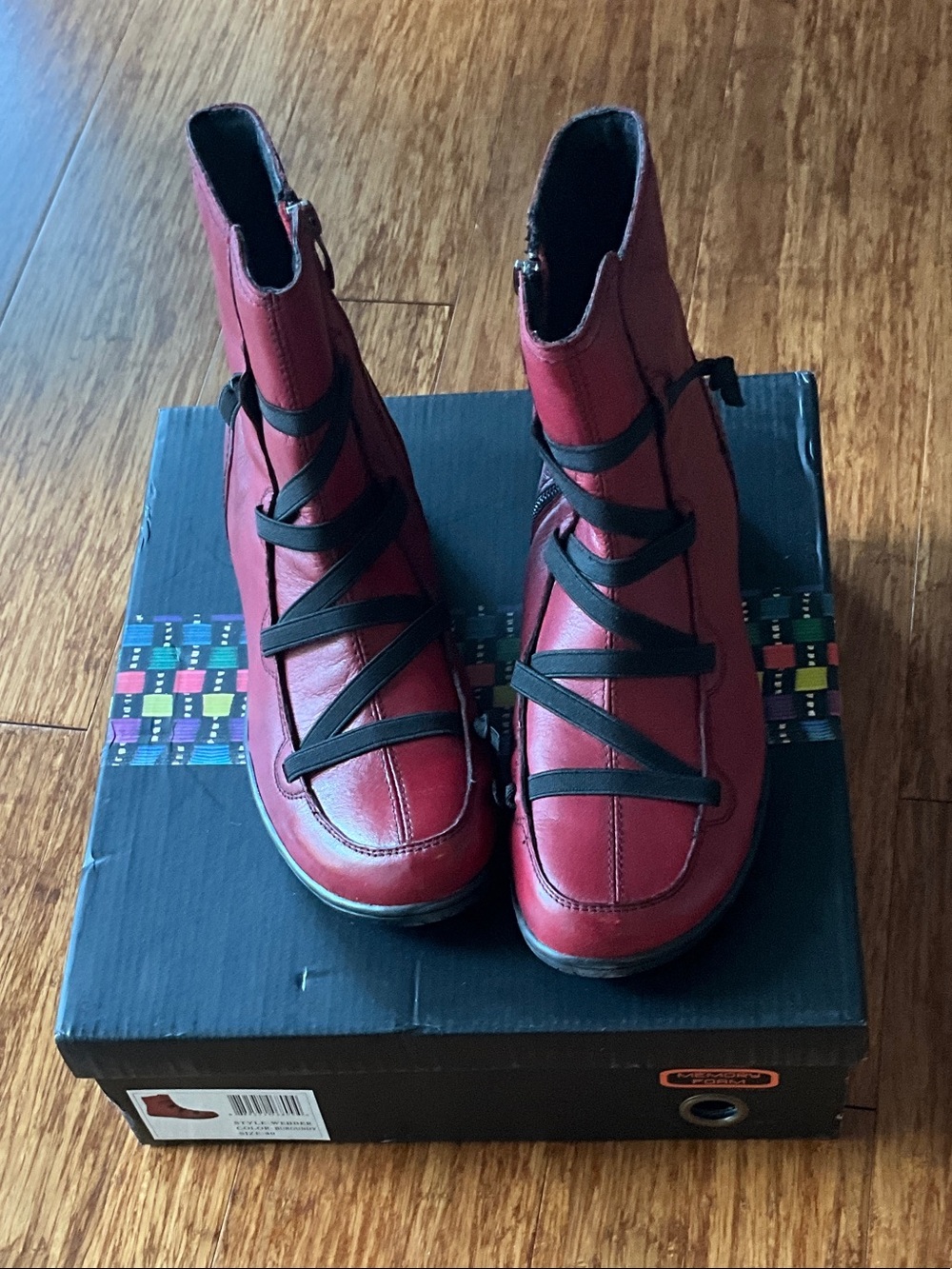 bernie mev. Red Leather Ankle Boots with Black Cross-Straps